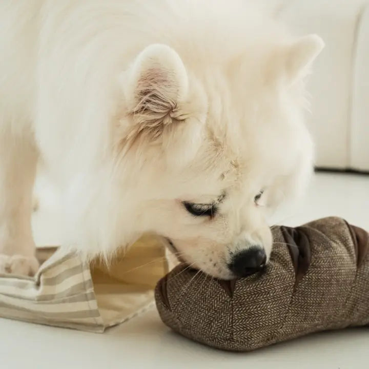 Lamwolf-Schnüffelspielzeug-Rye-Roggenbaguette-Mood