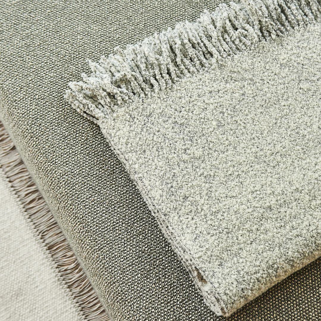 MiaCara-Sofadecke-Buccola-Holunderblüte-2