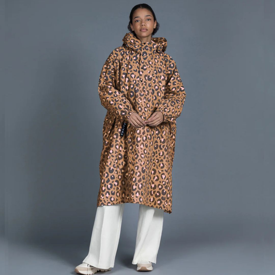 Paikka-Regenponcho-Leo-1