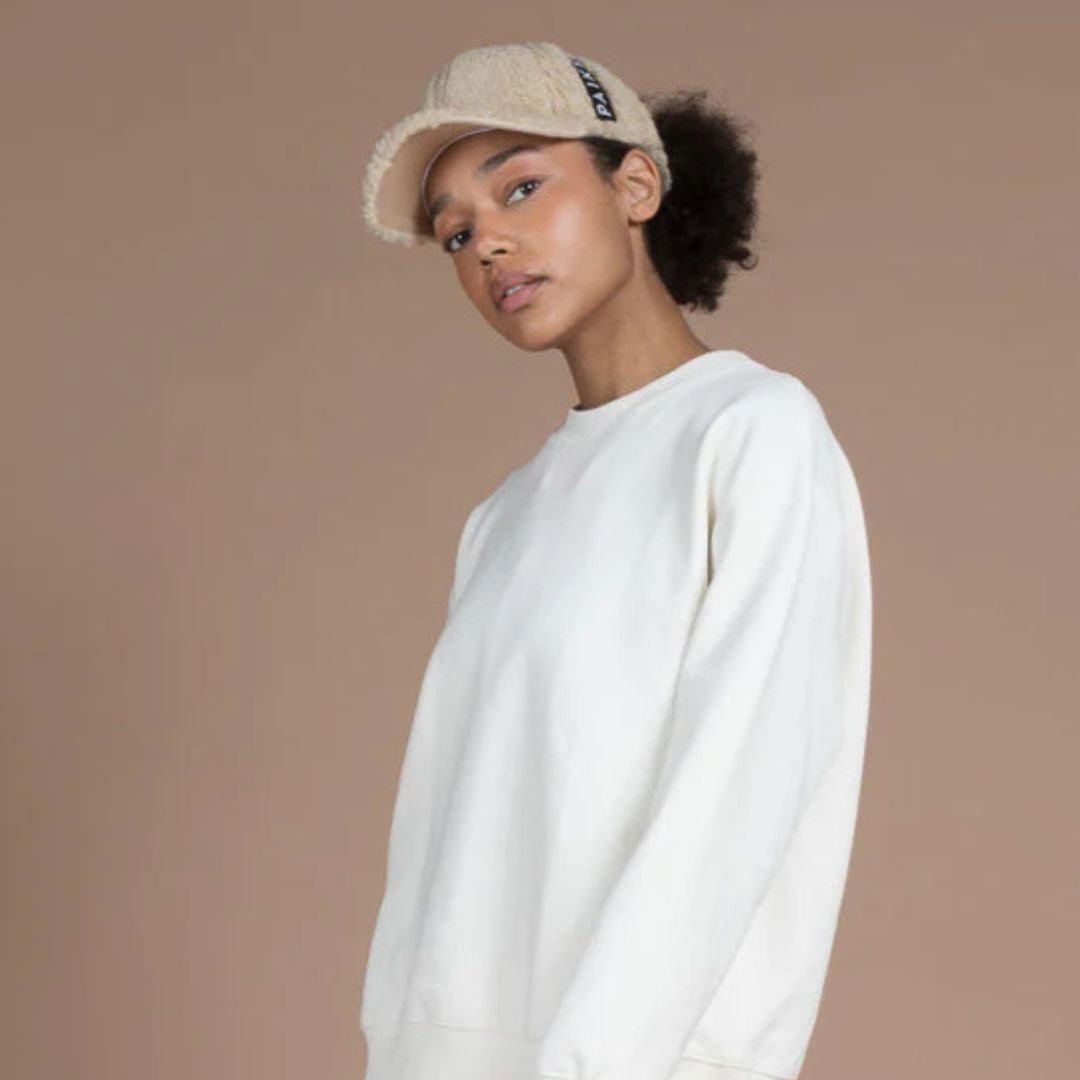 Paikka-Sherpa-Cap-Taupe-Mood3