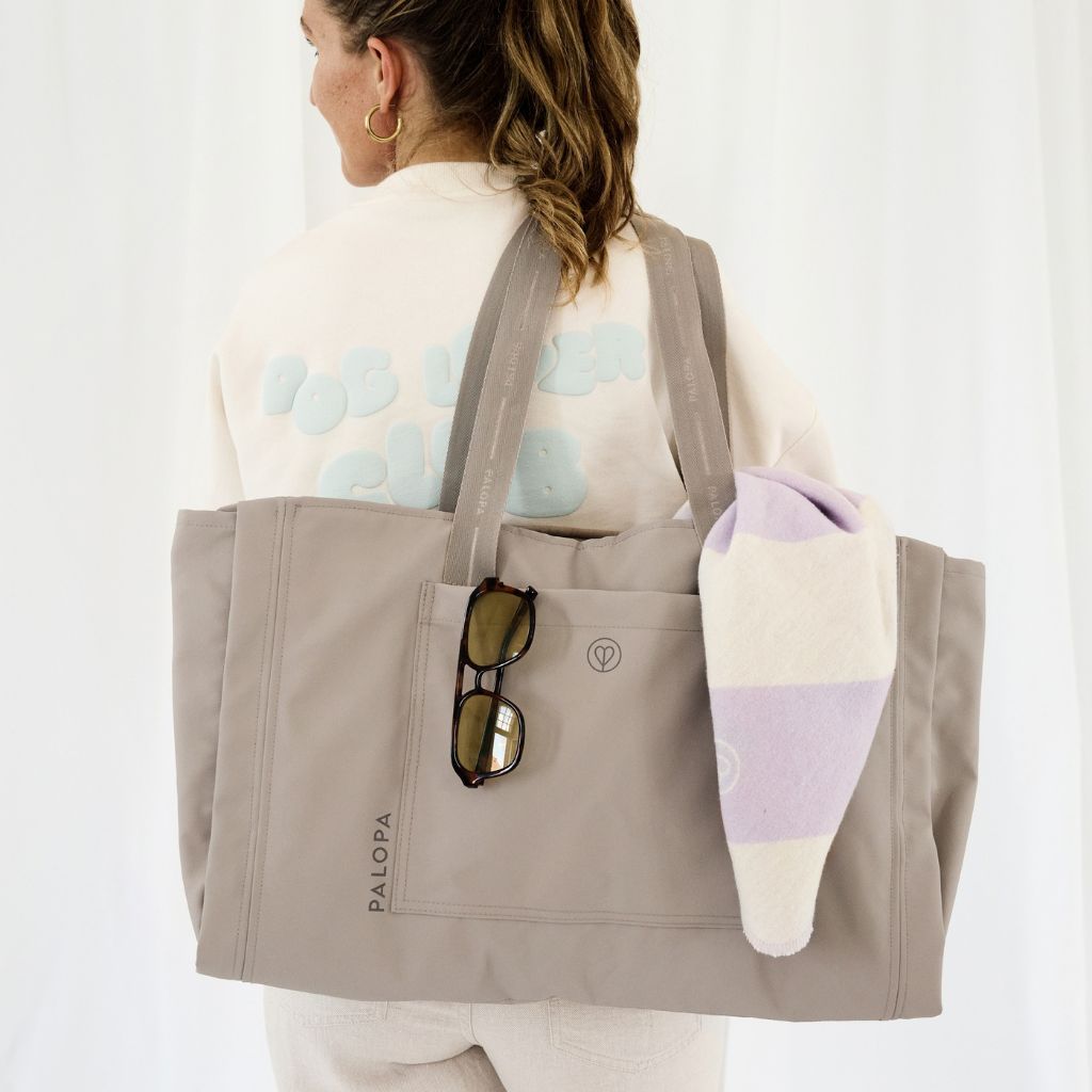 Palopa-Hundemattentasche-Nobo-Coated-Taupe-Mood3