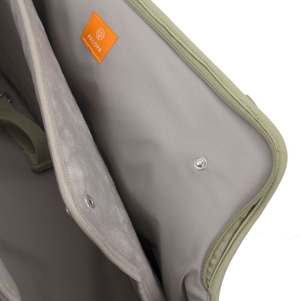 Palopa-Hundetragetasche-Weda-Crinkled-Pale-Olive6