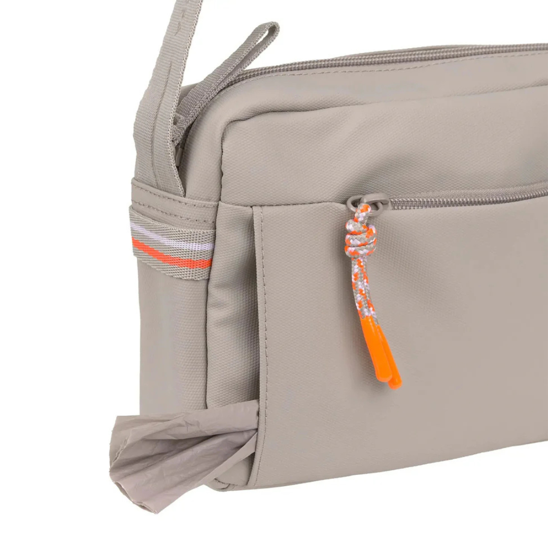 Palopa-Leckerlitasche-Noka-Taupe-Detail