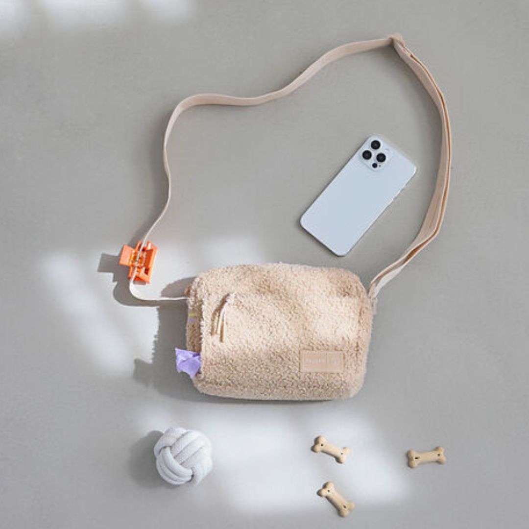 Palopa-Square-Bag-Noka-Teddy-Beige-Mood4