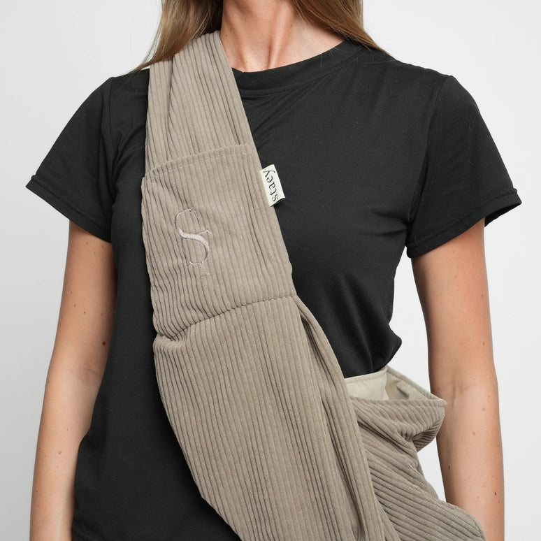 Staey-Hundetragetasche-Ava-Cord-Mood2