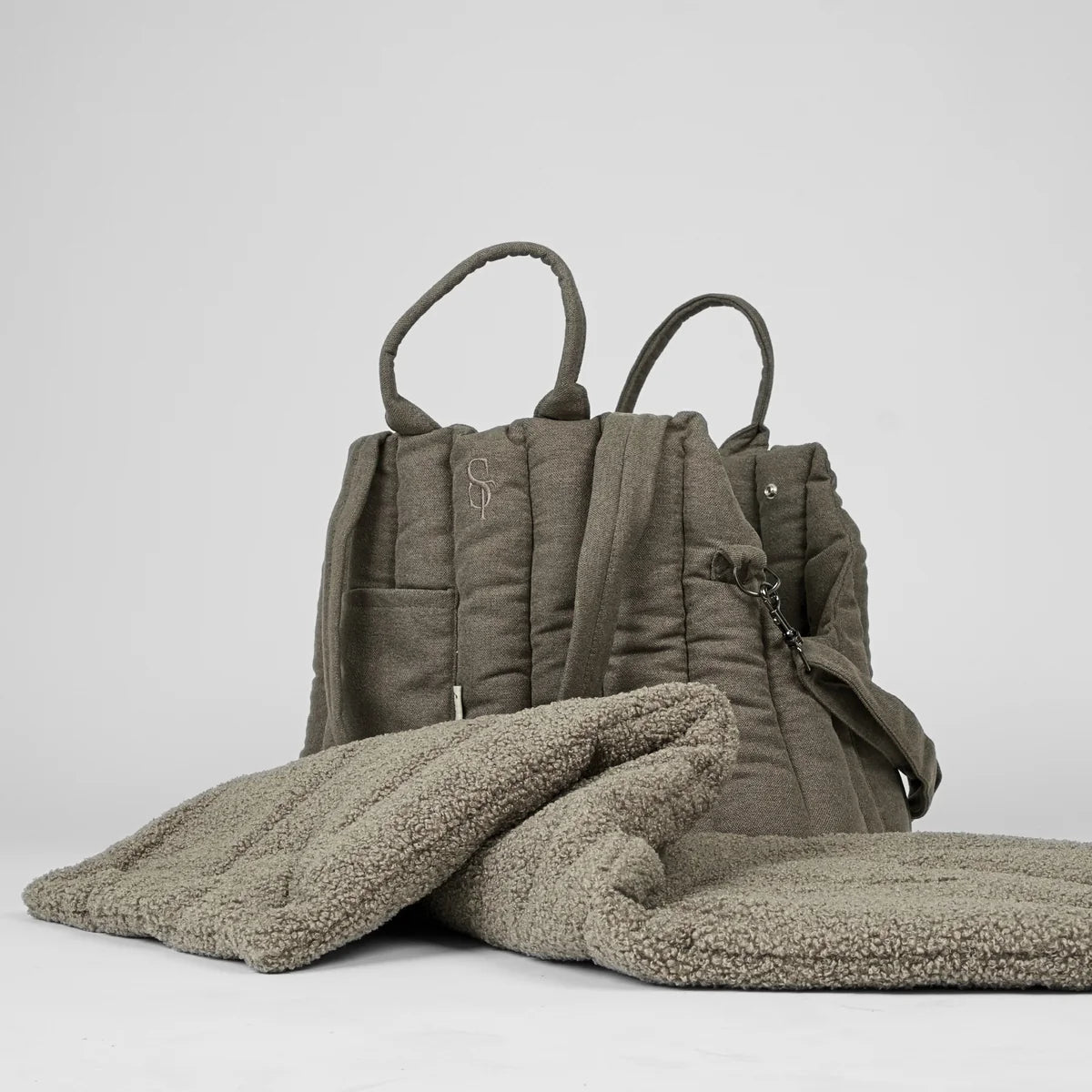 Staey-Hundetragetasche-Ella-Taupe-2