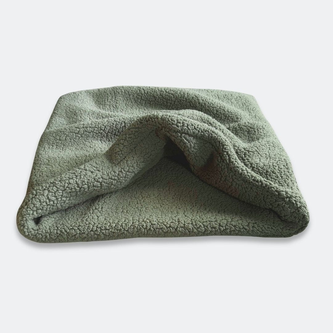 Woofstuff-Hundeschlafsack-Teddy-Soft-Olive-2
