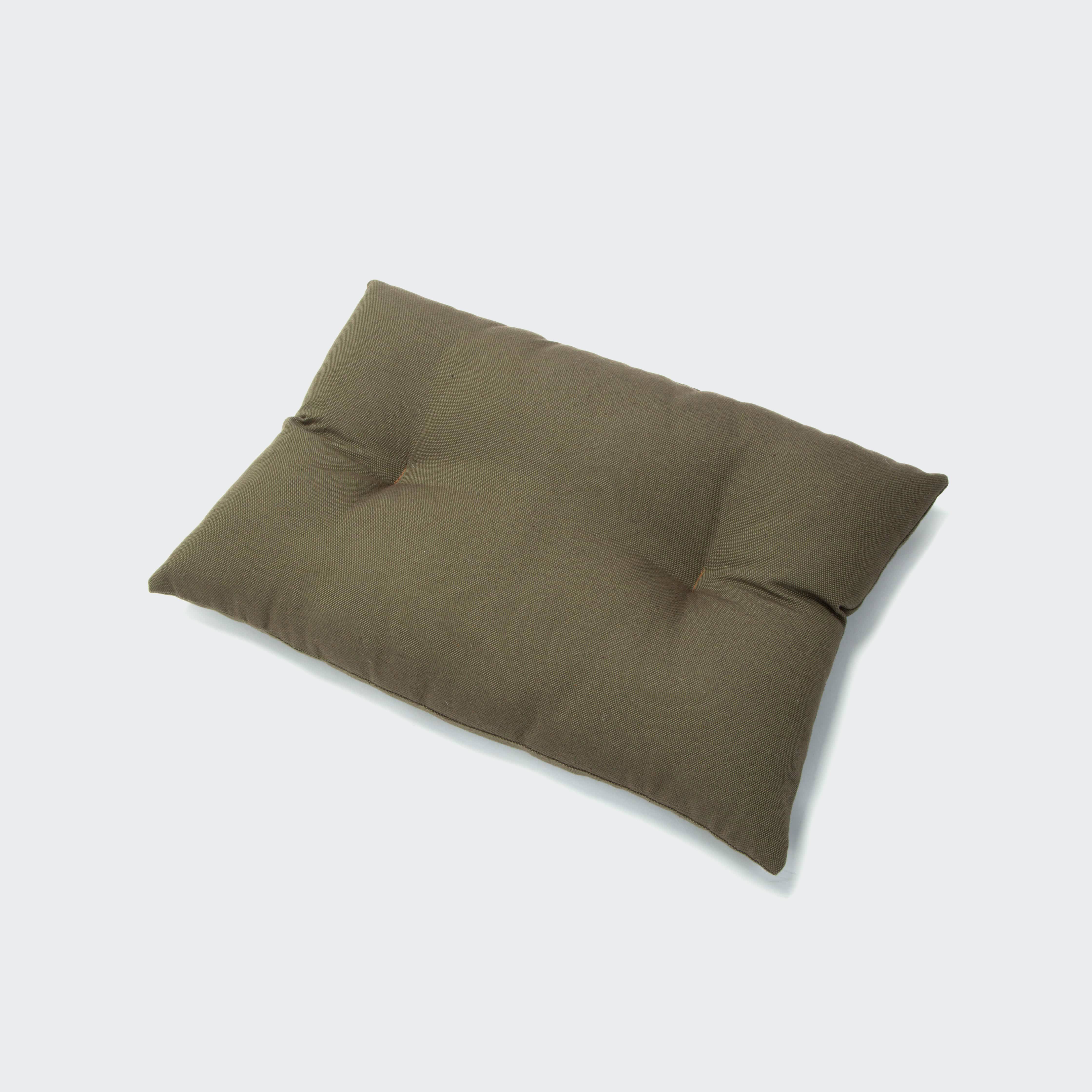 Cloud7-Hundebett-Canvas-Olive-Kissen