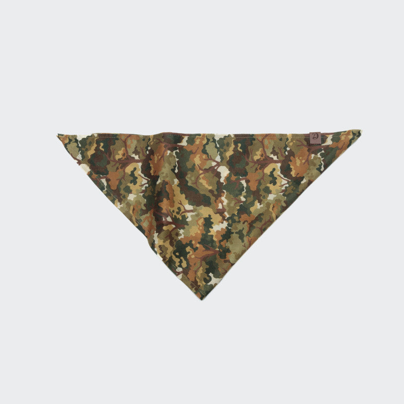 Cloud7-Hundehalstuch-Bandana-Woodland-Grün-offen