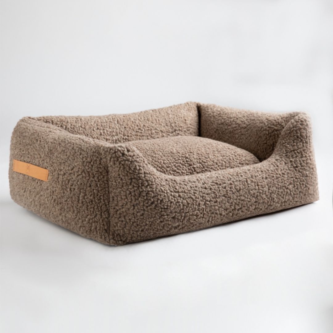 2.8-duepuntootto-Hundebett-Henri-Bouclé-Wolle-Natural-seitlich