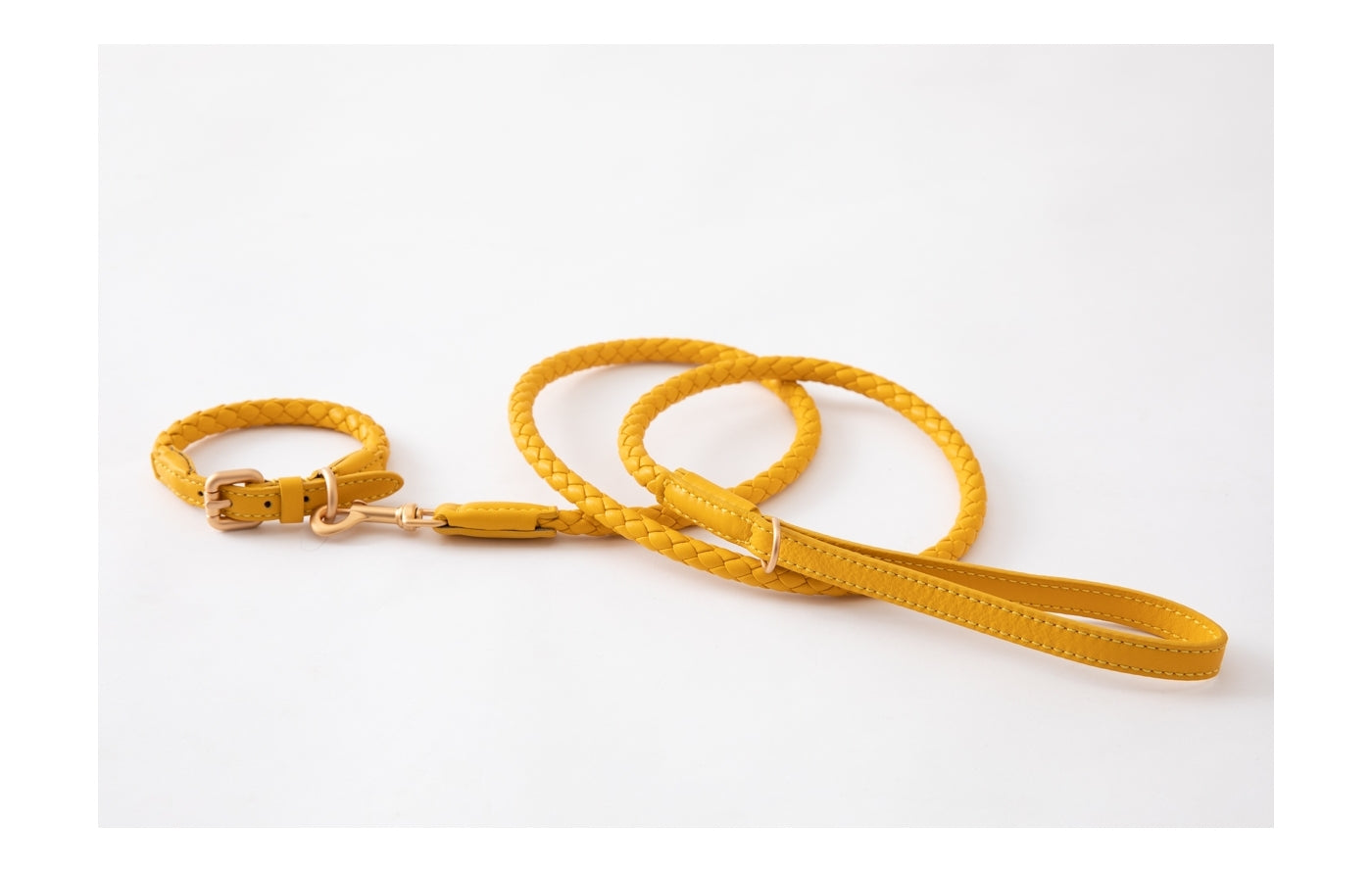 2.8-duepuntootto-ferdinando-leather-leash-hundeleine-tuscan-yellow-Leine