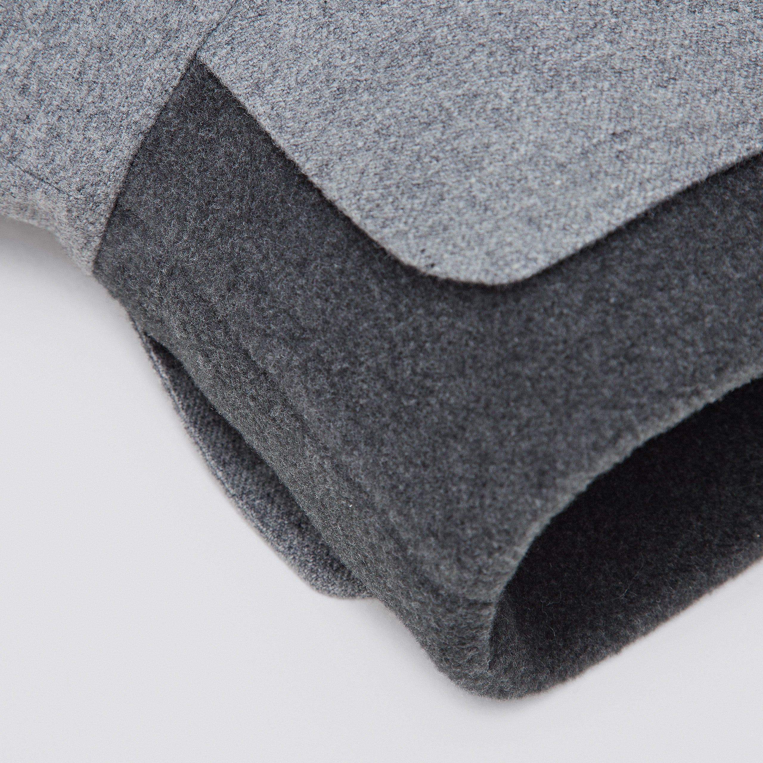 Cloud7-Dog-Coat-Brooklyn-Flannel-Grey-detail